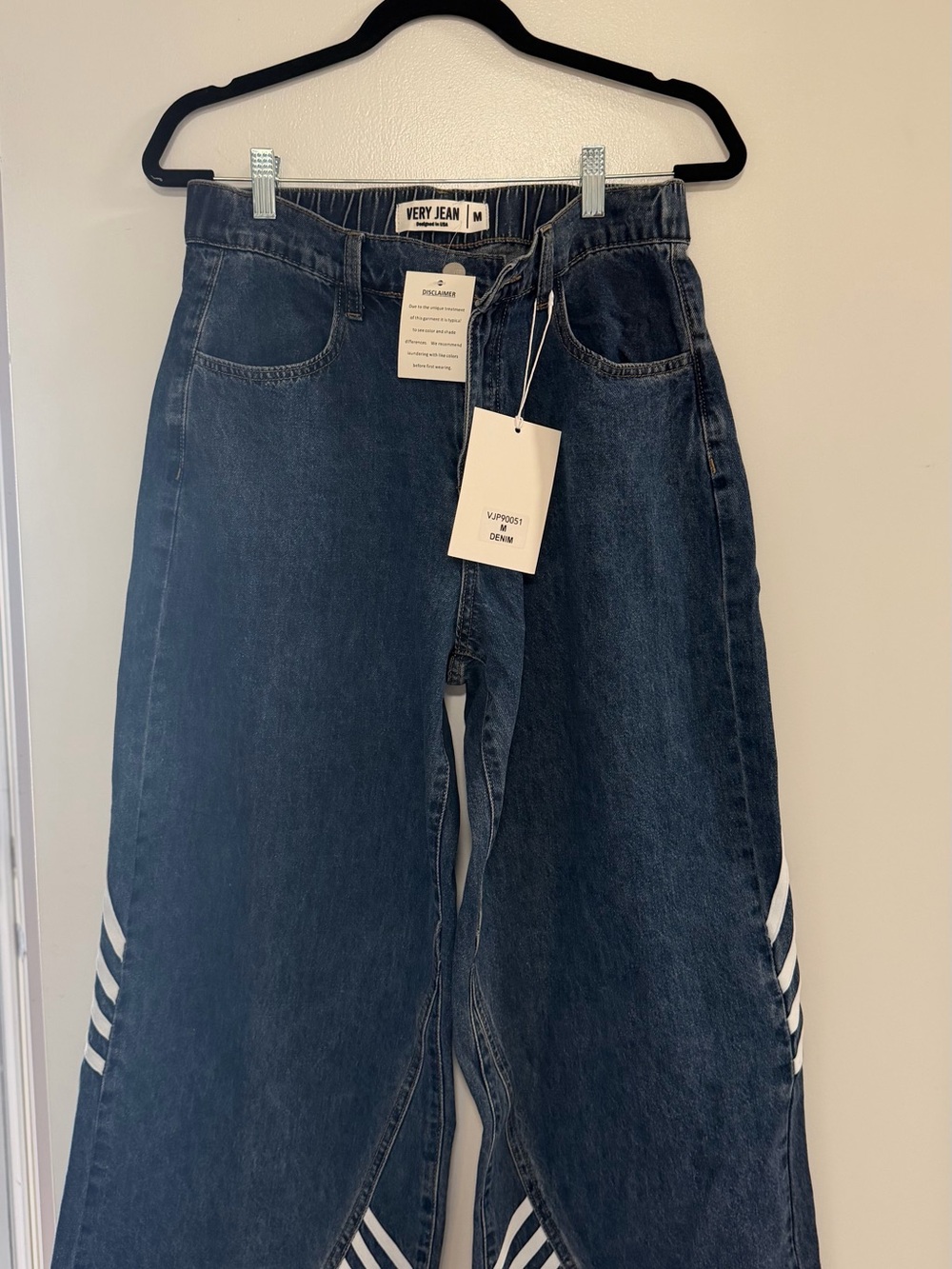 Very J Dark Blue Wide-Leg Jeans with White Stripe Detail